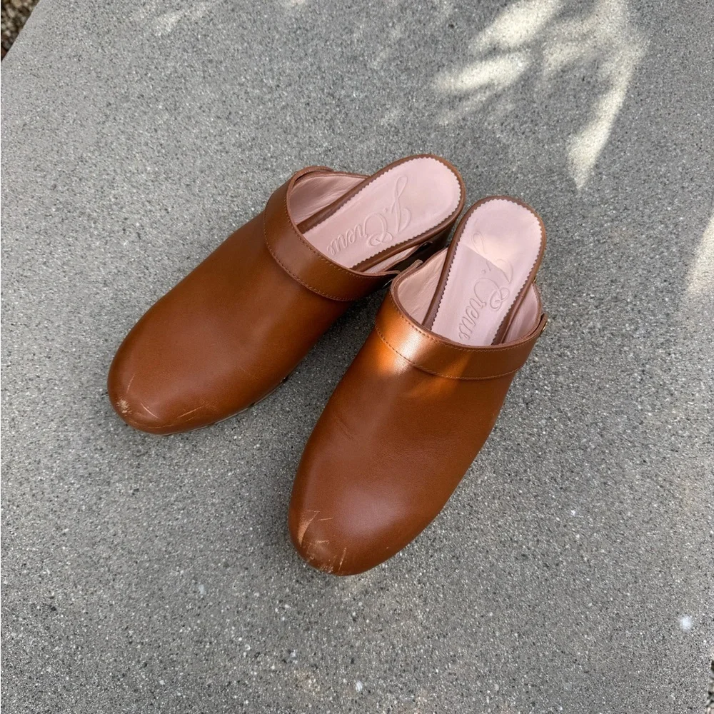 J. Crew Brown Leather Mules with Minimalist Design - Picture 2 of 2